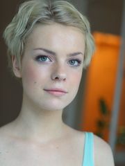 Anna Starshenbaum nude .